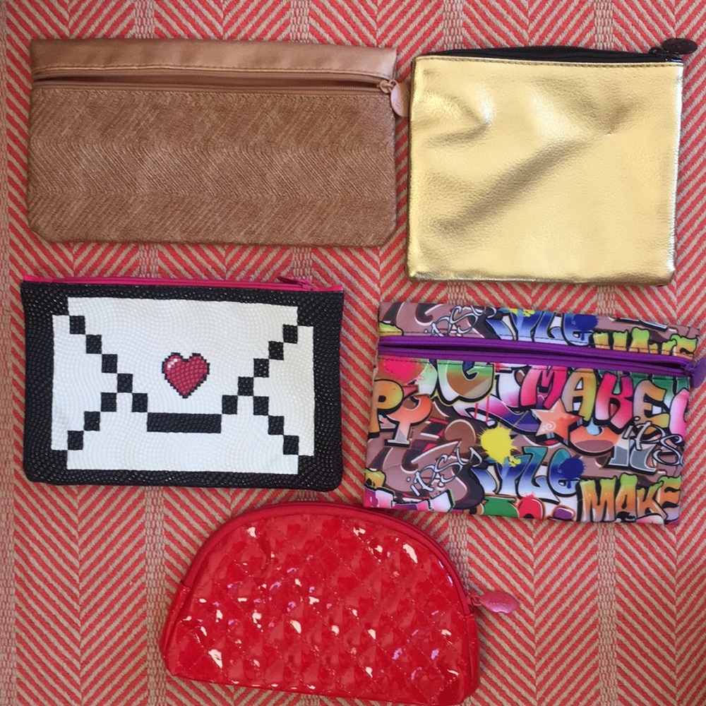 Ipsy Bag set of 5